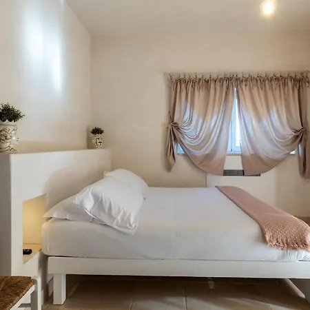 Calanthia Villa