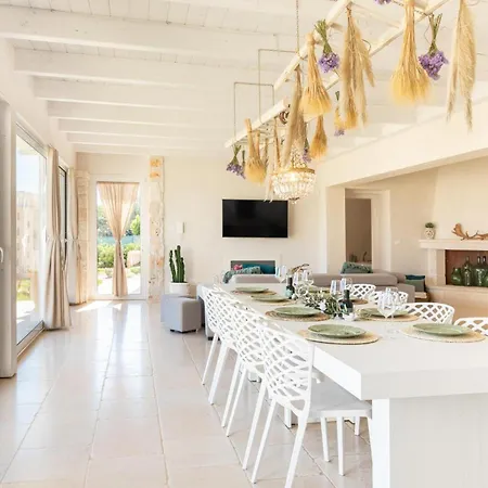 Calanthia Villa
