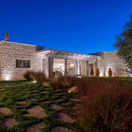 Calanthia Villa *