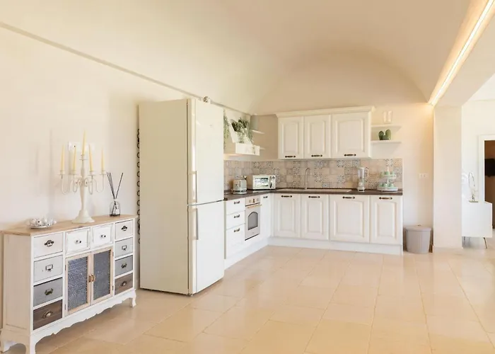 Calanthia Вилла Остуни